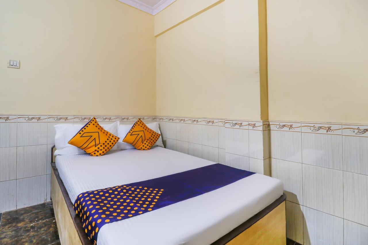 Spot On 66527 Pallavi Lodge Ulhasnagar Exterior photo