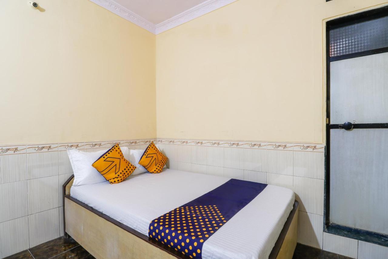 Spot On 66527 Pallavi Lodge Ulhasnagar Exterior photo